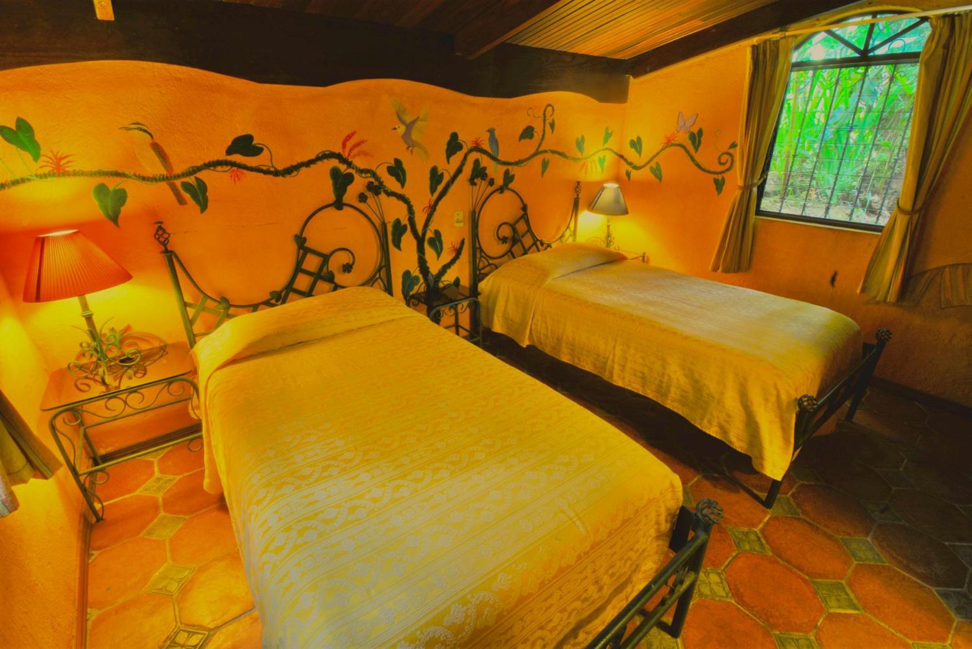 Hotel La Mansion Inn Arenal Нуево Аренал Екстериор снимка