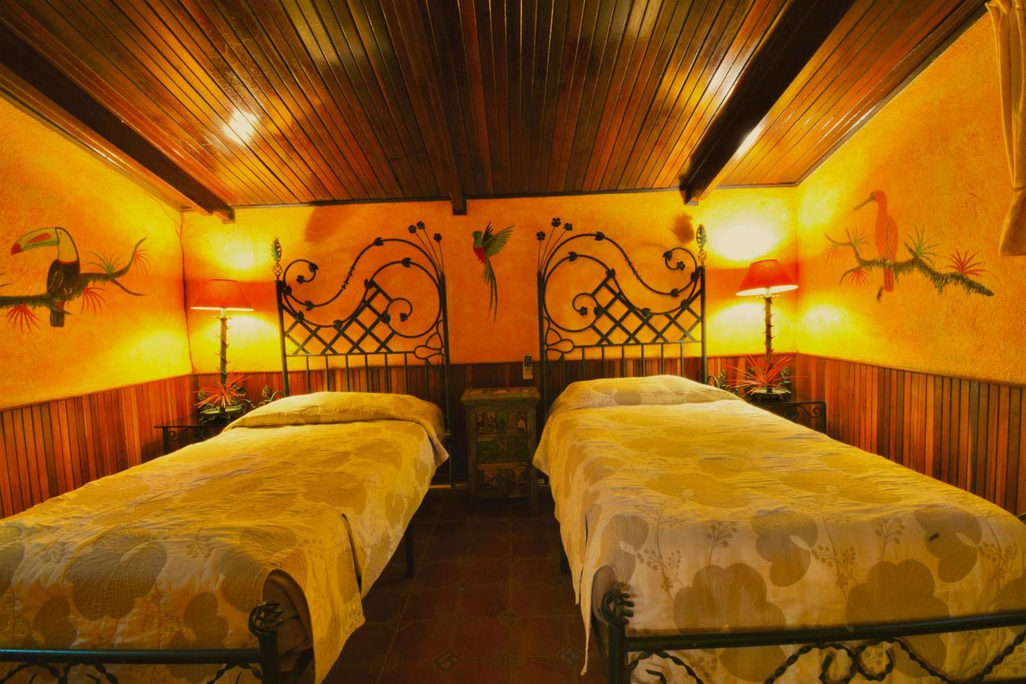 Hotel La Mansion Inn Arenal Нуево Аренал Екстериор снимка