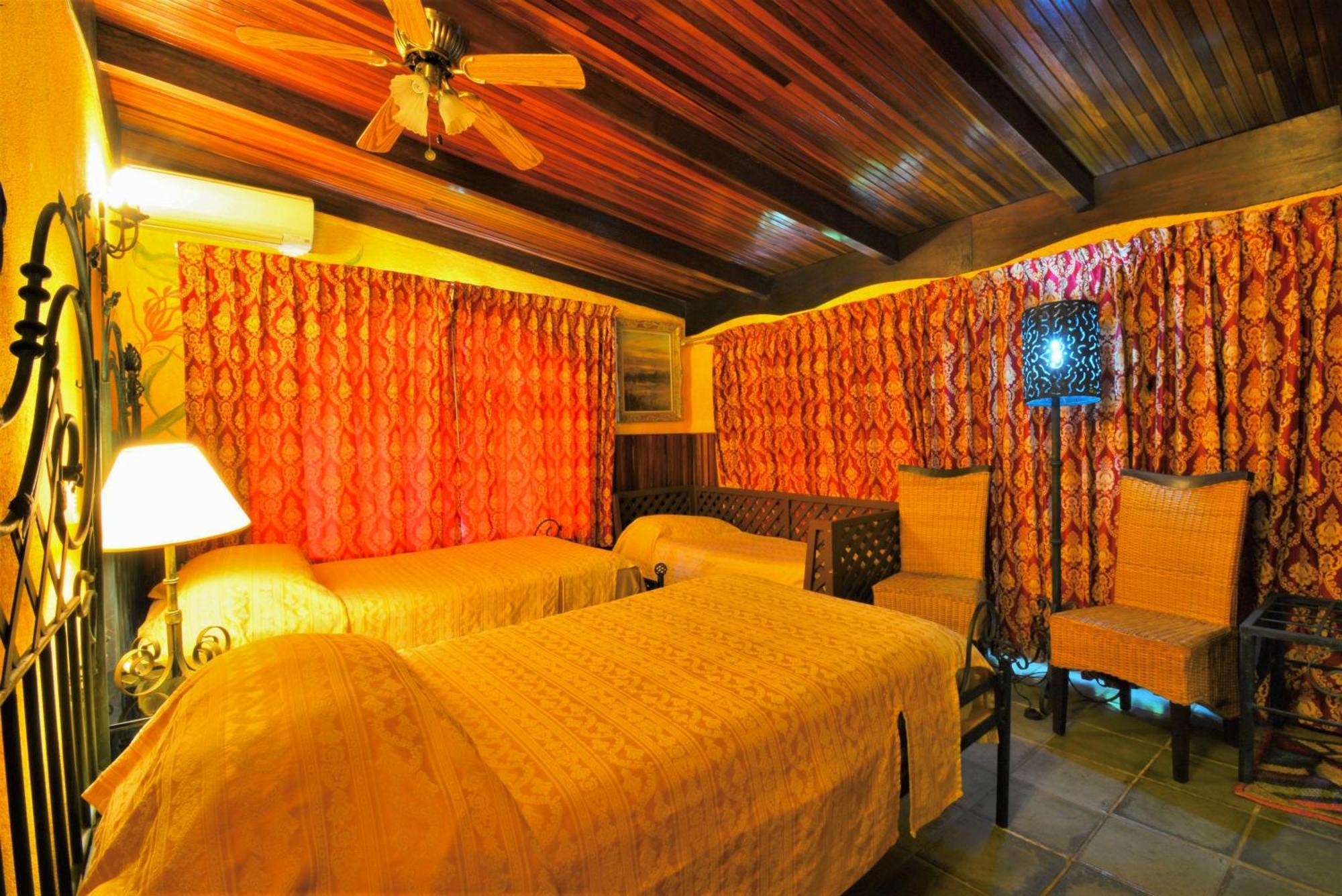 Hotel La Mansion Inn Arenal Нуево Аренал Екстериор снимка