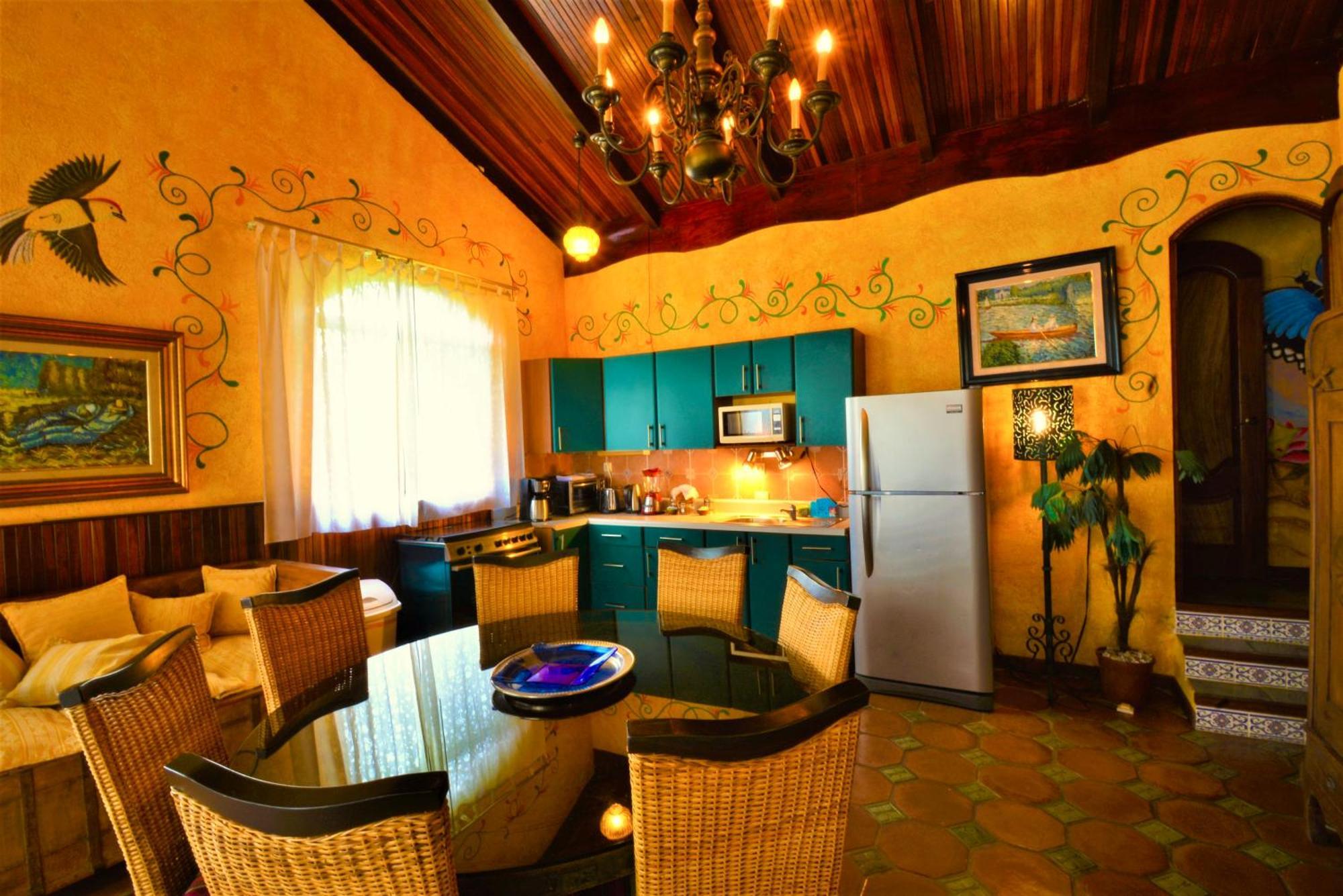 Hotel La Mansion Inn Arenal Нуево Аренал Екстериор снимка