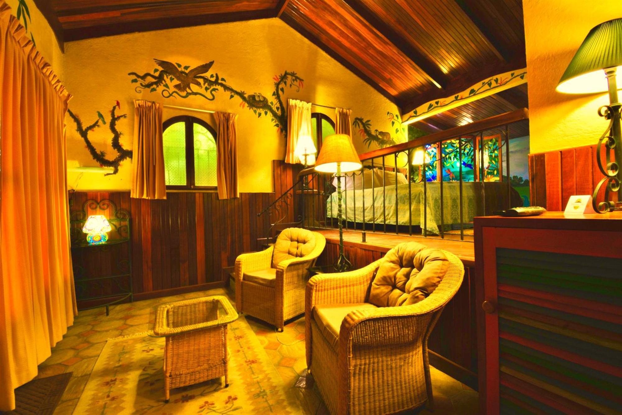 Hotel La Mansion Inn Arenal Нуево Аренал Екстериор снимка